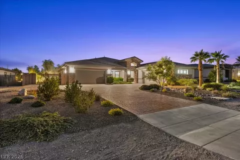 8479 Hickam Ave, Las Vegas, NV 89129