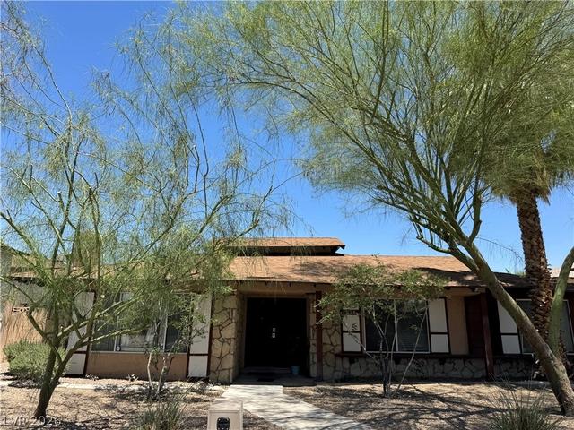 2658 Karen Ave, Las Vegas, NV 89121
