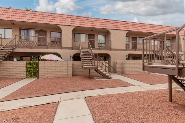 4300 N Lamont St #209, Las Vegas, NV 89115