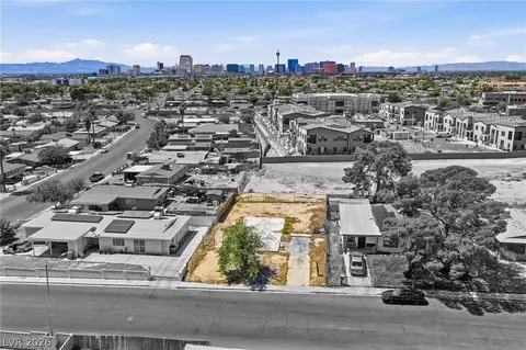 609 Gilday Ave, North Las Vegas, NV 89030