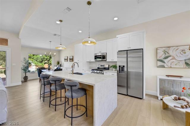 9320 January Dr, Las Vegas, NV 89134