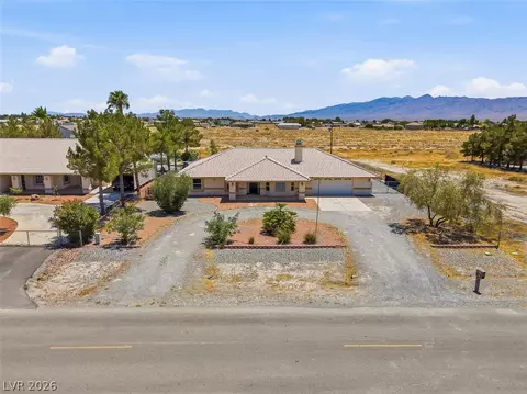761 E Jaybird St, Pahrump, NV 89048
