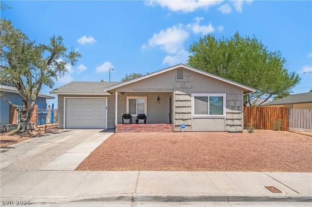 5574 Berchmans Ave, Las Vegas, NV 89122