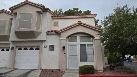 6805 Coral Rock Dr, Las Vegas, NV 89108