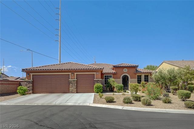 8586 Monument Lake Ct, Las Vegas, NV 89113