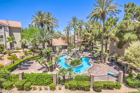 4200 S Valley View Blvd #2081, Las Vegas, NV 89103