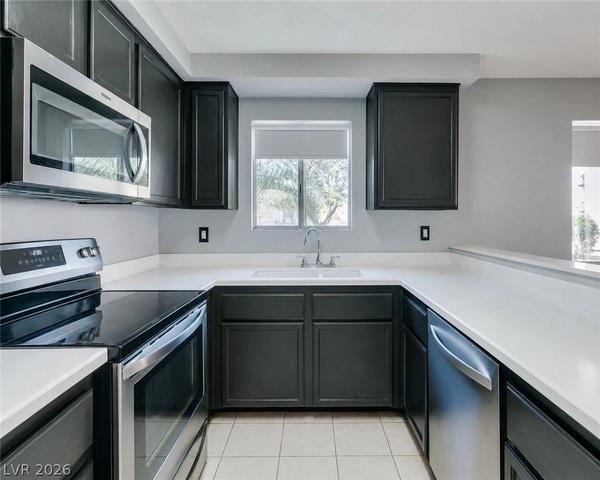 6851 Tamarus St #104, Las Vegas, NV 89119