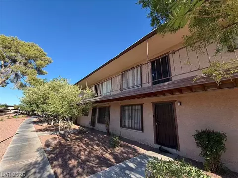 595 S Royal Crest Cir #8, Las Vegas, NV 89169