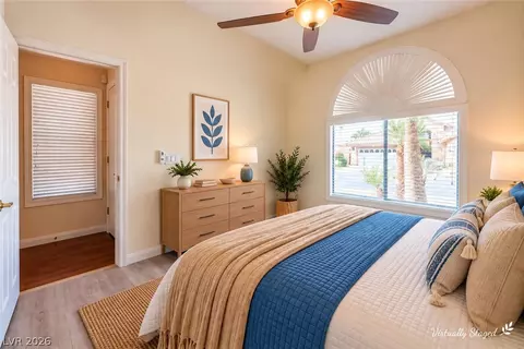 Bedroom - 2146 Eaglepath Cir, Henderson, NV 89074 photo 5 of 5