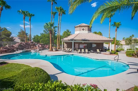 Exterior - 2146 Eaglepath Cir, Henderson, NV 89074 photo 4 of 13