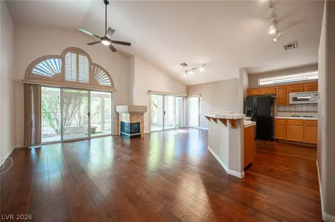 Living - 2146 Eaglepath Cir, Henderson, NV 89074 photo 2 of 11