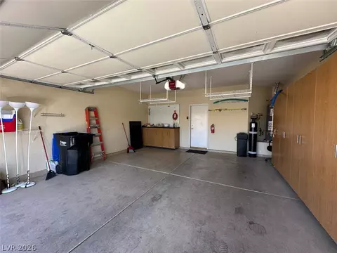 Other - 2146 Eaglepath Cir, Henderson, NV 89074 photo 4 of 11