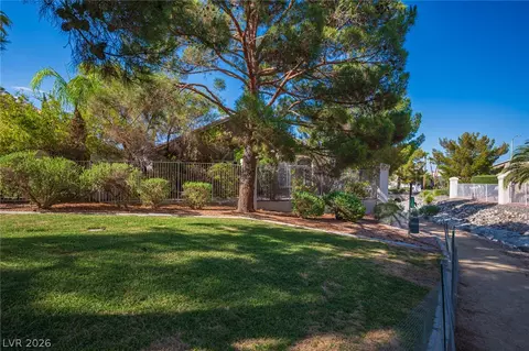 Exterior - 2146 Eaglepath Cir, Henderson, NV 89074 photo 3 of 13