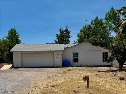 925 W Bettles Rd, Amargosa Valley, NV 89020