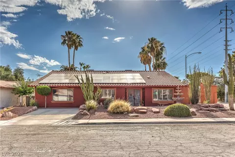 4411 Paseo El Rio Dr, Las Vegas, NV 89121
