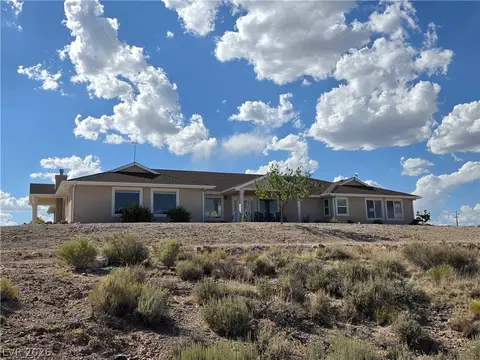 5272 Truman Ln, Caliente, NV 89008
