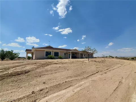 Exterior - 5272 Truman Ln, Caliente, NV 89008 photo 9 of 23