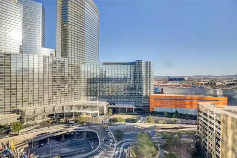 2600 W Harmon Ave #17039, Las Vegas, NV 89158