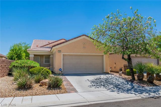 7940 Golden Warbler St, North Las Vegas, NV 89084