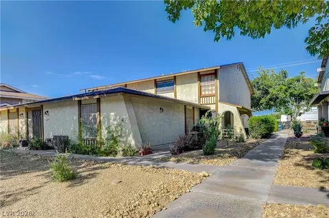 4734 Roberta St #2, Las Vegas, NV 89119