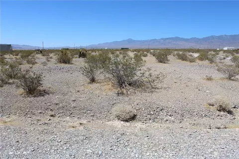 2470 E Lynn Way, Pahrump, NV 89060