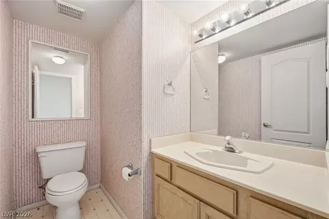 Bath - 2176 Camel Mesa Dr, Laughlin, NV 89029 photo 1 of 6