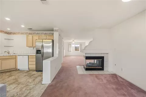 Living - 2176 Camel Mesa Dr, Laughlin, NV 89029 photo 9 of 11