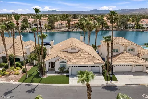 2933 Harbor Cove Dr, Las Vegas, NV 89128