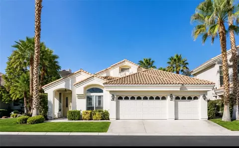 2933 Harbor Cove Dr, Las Vegas, NV 89128