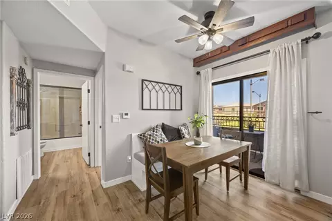 8250 N Grand Canyon Dr #1076, Las Vegas, NV 89166