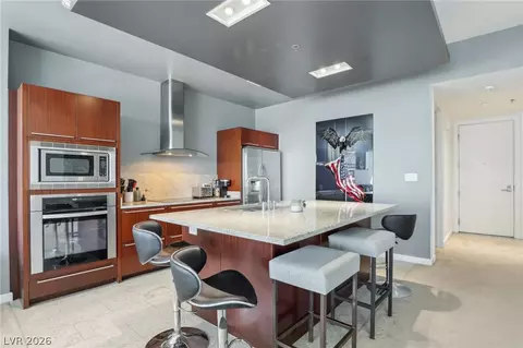 4471 Dean Martin Dr #2605, Las Vegas, NV 89103