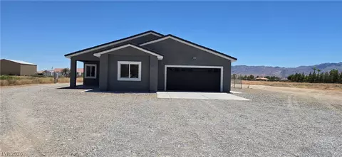 1501 Huracan St, Pahrump, NV 89048