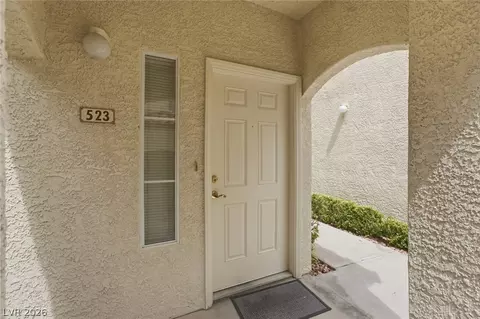 2975 Bluegrass Ln #523, Henderson, NV 89074