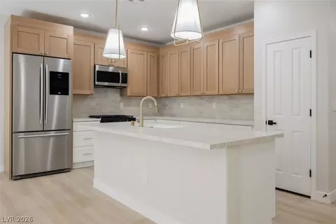 2409 Hamonah Dr, Henderson, NV 89044