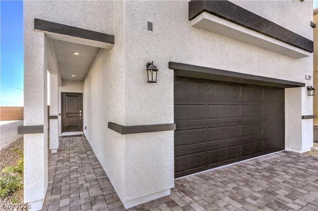924 Galloway Lake Ave, North Las Vegas, NV 89084