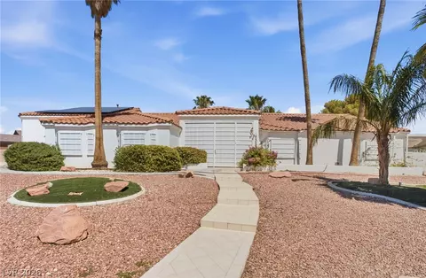 6325 Woodstock Ct, Las Vegas, NV 89118