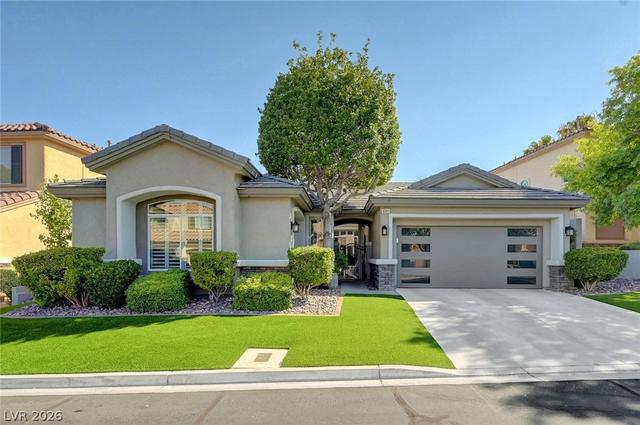 2221 Scarlet Rose Dr, Las Vegas, NV 89134