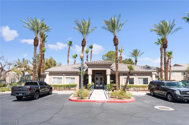 2052 Gravel Hill St #201, Las Vegas, NV 89117