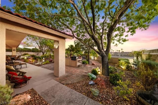 1138 Broken Hills Dr, Henderson, NV 89011