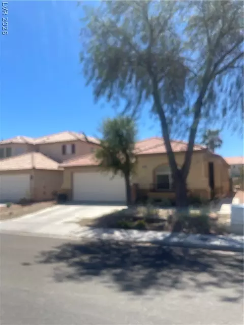 9082 Manalang Rd, Las Vegas, NV 89123