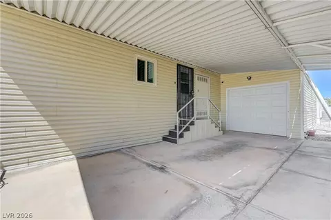 3652 Katmai Dr, Las Vegas, NV 89122