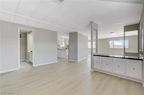 3652 Katmai Dr, Las Vegas, NV 89122