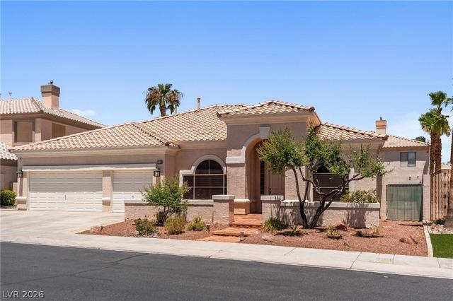 212 Cliff Valley Dr, Las Vegas, NV 89148