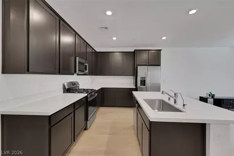 1526 Eva Crossing Pl, Henderson, NV 89002