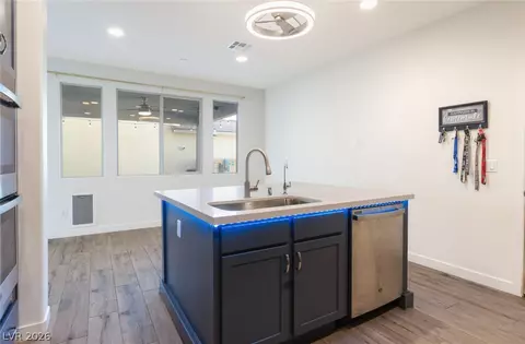 Kitchen - 920 E Sunset Rd, Henderson, NV 89011 photo 3 of 3