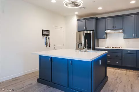 Kitchen - 920 E Sunset Rd, Henderson, NV 89011 photo 2 of 3
