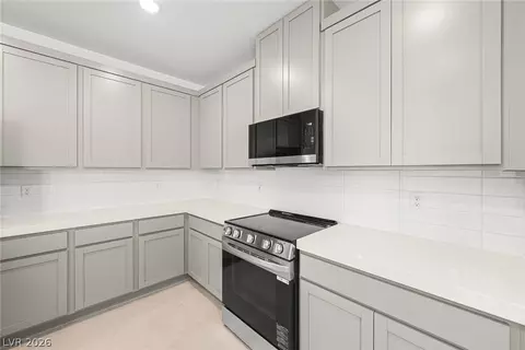 828 Atleigh Ave, Henderson, NV 89011