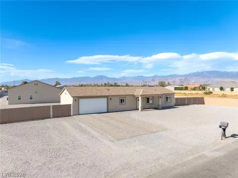 1310 Carson St, Pahrump, NV 89048