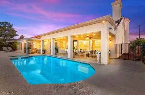 2900 Crown Ridge Dr, Las Vegas, NV 89134