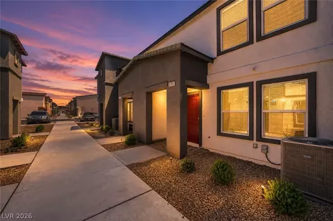 6109 Hibiscus Garden St, North Las Vegas, NV 89081